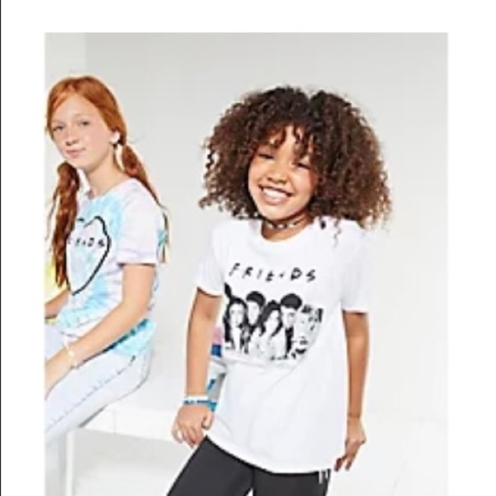 Girls Justice Friends T-Shirt Size Small